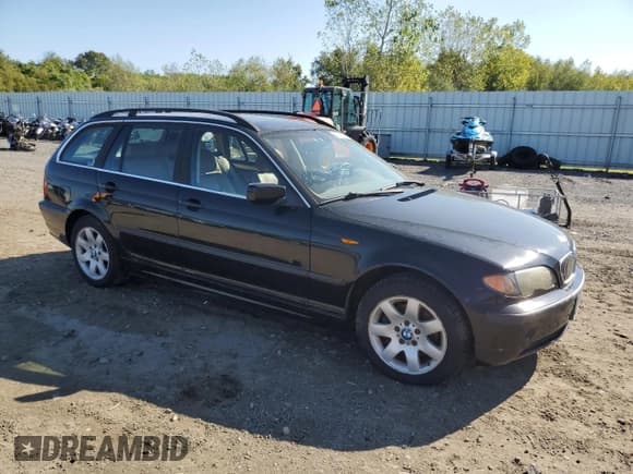✅ 2004 BMW 3 Series 325xi • VIN: WBAEP33494PF04299 • Lot: 81506755. Listed on Copart with 138,505 mi. Free auction sales archive from the USA and detailed vehicle history report at DreamBid. Image 4.