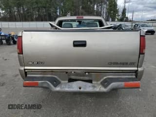 ✅ 1998 Chevrolet S-10 LS • VIN: 1GCCS1446WK175974 • Лот: 47617195. Опубликован ранее на Copart с пробегом 163 067 миль. Бесплатный доступ к архиву аукционных продаж из США и подробный отчёт об истории автомобиля на DreamBid. Изображение 6.
