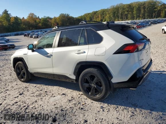 ✅ 2021 Toyota RAV4 Hybrid XSE • VIN: 4T3E6RFV1MU053111 • Lot: 84815995. Listed on Copart with 50,613 mi. Free auction sales archive from the USA and detailed vehicle history report at DreamBid. Image 2.