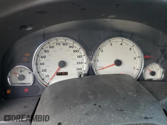 ✅ 2007 Saturn VUE V6 • VIN: 5GZCZ63477S824661 • Lot: 47585615. Wystawiony na Copart z przebiegiem 71 943 mil. Bezpłatny archiwum sprzedaży aukcyjnych z USA i szczegółowy raport historii pojazdu na DreamBid. Zdjęcie 9.