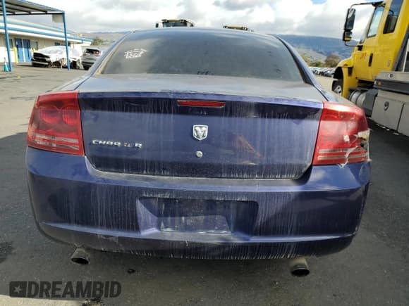 ✅ 2007 Dodge Charger • VIN: 2B3KA43G57H607878 • Лот: 92652185. Опубликован ранее на Copart с пробегом 224 859 миль. Бесплатный доступ к архиву аукционных продаж из США и подробный отчёт об истории автомобиля на DreamBid. Изображение 6.