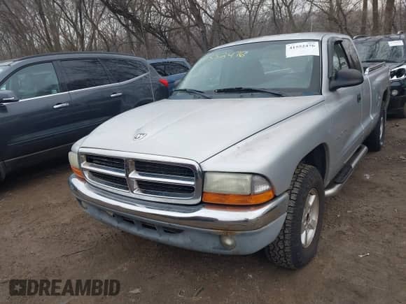 2002 Dodge Dakota SLT с VIN 1B7GL42N42S504550, выставлен на аукционе IAAI как лот 41552476 с пробегом 162 325 миль миль и . История ставок и продаж доступна на DreamBid. Изображение 6.