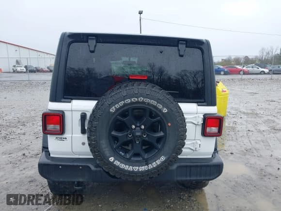 ✅ 2020 Jeep Wrangler Willys • VIN: 1C4GJXAG2LW215543 • Lot: 41764944. Listed on IAAI with 66,217 mi. Free auction sales archive from the USA and detailed vehicle history report at DreamBid. Image 16.