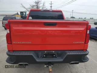 ✅ 2019 Chevrolet Silverado 1500 Custom Trail Boss • VIN: 1GCPYCEF3KZ351750 • Lot: 66474694. Wystawiony na Copart z przebiegiem 45 793 mil. Bezpłatny archiwum sprzedaży aukcyjnych z USA i szczegółowy raport historii pojazdu na DreamBid. Zdjęcie 6.