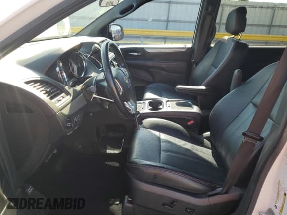 ✅ 2016 Dodge Grand Caravan R/T • VIN: 2C4RDGEG7GR311922 • Лот: 69155925. Опубликован ранее на Copart с пробегом 130 681 миль. Бесплатный доступ к архиву аукционных продаж из США и подробный отчёт об истории автомобиля на DreamBid. Изображение 7.