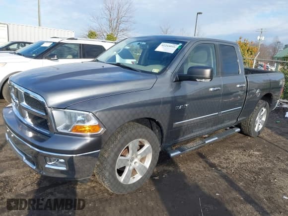 ✅ 2009 Dodge 1500 SLT • VIN: 1D3HB18P79S768958 • Lot: 41244016. Wystawiony na IAAI z przebiegiem 74 401 mil. Bezpłatny archiwum sprzedaży aukcyjnych z USA i szczegółowy raport historii pojazdu na DreamBid. Zdjęcie 14.