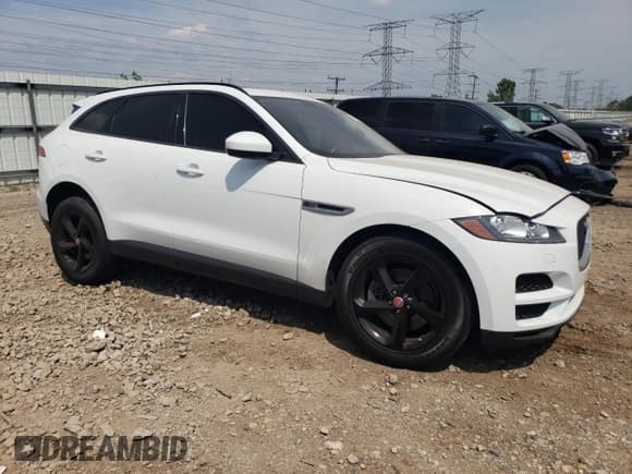 ✅ 2018 Jaguar F-Pace 35t Premium • VIN: SADCJ2EV9JA242795 • Lot: 67068075. Listed on Copart with 50,239 mi. Free auction sales archive from the USA and detailed vehicle history report at DreamBid. Image 4.
