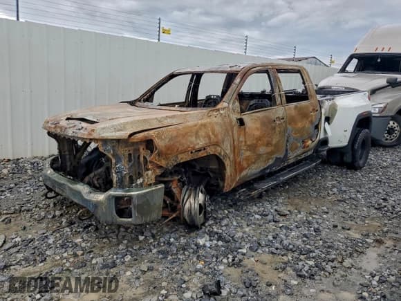 ✅ 2023 GMC Sierra 3500HD SLE • VIN: 1GT49TEY5PF135117 • Lot: 91663185. Listed on Copart with Not provided. Free auction sales archive from the USA and detailed vehicle history report at DreamBid. Image 1.