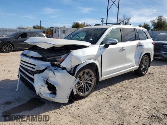 ✅ 2024 Lexus TX 350 • VIN: 5TDAAAB64RS007004 • Lot: 82545504. Wystawiony na Copart z przebiegiem 11 711 mil. Bezpłatny archiwum sprzedaży aukcyjnych z USA i szczegółowy raport historii pojazdu na DreamBid. Zdjęcie 1.