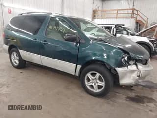 ✅ 1998 Toyota Sienna XLE • VIN: 4T3ZF13C3WU040420 • Lot: 43791859. Listed on IAAI with Not provided. Free auction sales archive from the USA and detailed vehicle history report at DreamBid. Image 1.