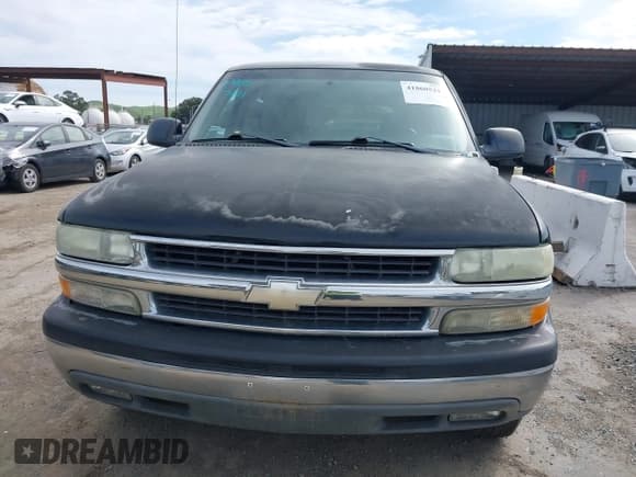 ✅ 2003 Chevrolet Suburban LS • VIN: 3GNEC16T03G334122 • Lot: 41860521. Wystawiony na IAAI z przebiegiem 195 648 mil. Bezpłatny archiwum sprzedaży aukcyjnych z USA i szczegółowy raport historii pojazdu na DreamBid. Zdjęcie 12.