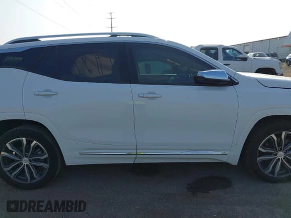 ✅ 2018 GMC Terrain Denali • VIN: 3GKALSEX2JL257697 • Lot: 43394498. Listed on IAAI with 38,663 mi. Free auction sales archive from the USA and detailed vehicle history report at DreamBid. Image 14.