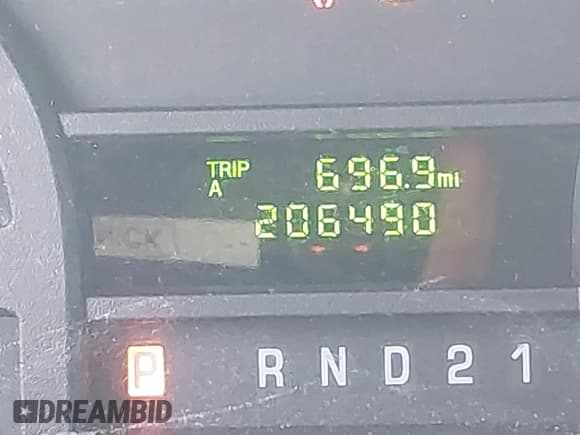 ✅ 2013 Ford Econoline Cargo Commercial • VIN: 1FTNE1EW3DDA98708 • Lot: 43595093. Wystawiony na IAAI z przebiegiem 206 490 mil. Bezpłatny archiwum sprzedaży aukcyjnych z USA i szczegółowy raport historii pojazdu na DreamBid. Zdjęcie 15.