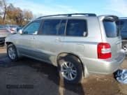 ✅ 2007 Toyota Highlander w/3rd Row • VIN: JTEEW21A570046033 • Lot: 40702974. Wystawiony na IAAI z przebiegiem Nie podano. Bezpłatny archiwum sprzedaży aukcyjnych z USA i szczegółowy raport historii pojazdu na DreamBid. Zdjęcie 13.