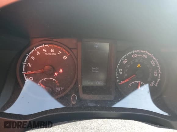 ✅ 2019 Toyota Tacoma SR • VIN: 5TFSX5EN5KX068049 • Lot: 50179785. Wystawiony na Copart z przebiegiem 73 860 mil. Bezpłatny archiwum sprzedaży aukcyjnych z USA i szczegółowy raport historii pojazdu na DreamBid. Zdjęcie 9.