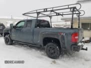 ✅ 2007 Chevrolet Silverado 2500HD Work Truck • VIN: 1GCHK29K27E599610 • Лот: 87876125. Опубликован ранее на Copart с пробегом 186 071 миль. Бесплатный доступ к архиву аукционных продаж из США и подробный отчёт об истории автомобиля на DreamBid. Изображение 2.
