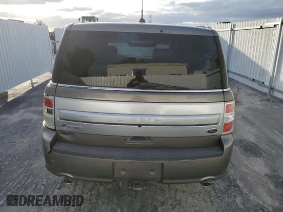 ✅ 2013 Ford Flex Limited • VIN: 2FMGK5D89DBD09455 • Лот: 92426175. Опубликован ранее на Copart с пробегом 171 884 миль. Бесплатный доступ к архиву аукционных продаж из США и подробный отчёт об истории автомобиля на DreamBid. Изображение 6.