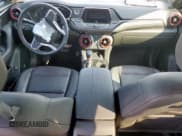 ✅ 2020 Chevrolet Blazer RS • VIN: 3GNKBERS8LS556498 • Lot: 68142895. Wystawiony na Copart z przebiegiem 75 055 mil. Bezpłatny archiwum sprzedaży aukcyjnych z USA i szczegółowy raport historii pojazdu na DreamBid. Zdjęcie 8.