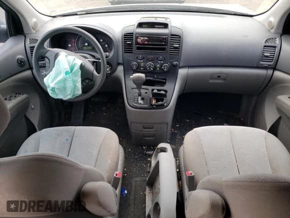 ✅ 2010 Kia Sedona LX • VIN: KNDMG4C33A6359836 • Lot: 82750495. Wystawiony na Copart z przebiegiem 139 108 mil. Bezpłatny archiwum sprzedaży aukcyjnych z USA i szczegółowy raport historii pojazdu na DreamBid. Zdjęcie 8.