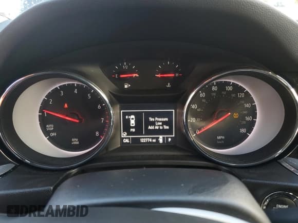 ✅ 2018 Buick Regal Preferred • VIN: W04GL6SX4J1068259 • Лот: 82686525. Опубликован ранее на Copart с пробегом 122 774 миль. Бесплатный доступ к архиву аукционных продаж из США и подробный отчёт об истории автомобиля на DreamBid. Изображение 9.