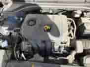 ✅ 2019 Hyundai Elantra SEL • VIN: 5NPD84LF2KH435514 • Лот: 81142185. Опубликован ранее на Copart с пробегом 106 215 миль. Бесплатный доступ к архиву аукционных продаж из США и подробный отчёт об истории автомобиля на DreamBid. Изображение 14.