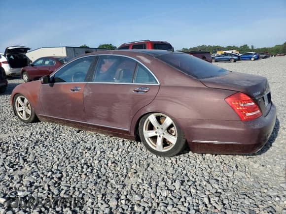 ✅ 2011 Mercedes-Benz S 550 • VIN: WDDNG7BB1BA389484 • Lot: 53837325. Listed on Copart with 143,006 mi. Free auction sales archive from the USA and detailed vehicle history report at DreamBid. Image 2.