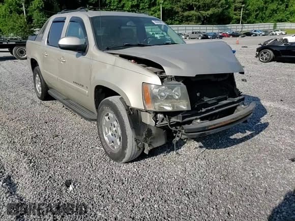✅ 2008 Chevrolet Avalanche 2LT • VIN: 3GNEC12098G122855 • Lot: 58043005. Wystawiony na Copart z przebiegiem 188 942 mil. Bezpłatny archiwum sprzedaży aukcyjnych z USA i szczegółowy raport historii pojazdu na DreamBid. Zdjęcie 14.