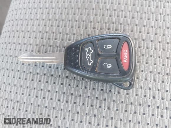 ✅ 2006 Jeep Commander • VIN: 1J8HG48N26C104740 • Лот: 42813918. Опубликован ранее на IAAI с пробегом 182 464 миль. Бесплатный доступ к архиву аукционных продаж из США и подробный отчёт об истории автомобиля на DreamBid. Изображение 11.