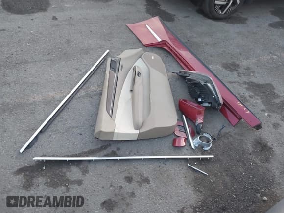 ✅ 2014 Cadillac ELR • VIN: 1G6RR1E41EU601368 • Lot: 43785260. Listed on IAAI with 59,475 mi. Free auction sales archive from the USA and detailed vehicle history report at DreamBid. Image 12.