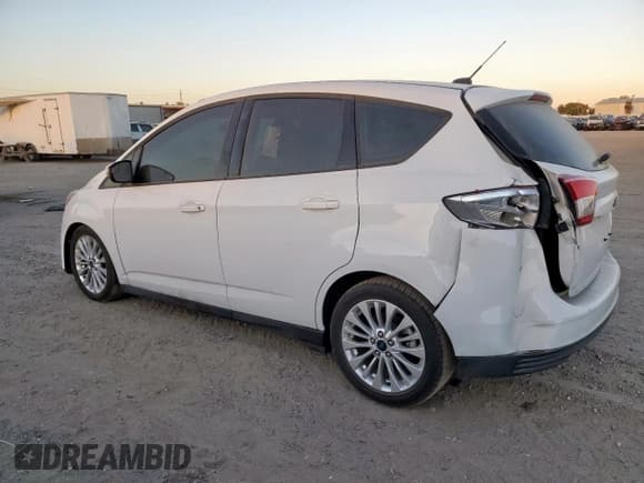 ✅ 2018 Ford C-Max SE • VIN: 1FADP5AU2JL104779 • Lot: 92509895. Wystawiony na Copart z przebiegiem 118 801 mil. Bezpłatny archiwum sprzedaży aukcyjnych z USA i szczegółowy raport historii pojazdu na DreamBid. Zdjęcie 2.