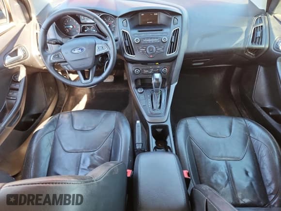 ✅ 2015 Ford Focus SE • VIN: 1FADP3F20FL333240 • Lot: 87254755. Listed on Copart with 137,077 mi. Free auction sales archive from the USA and detailed vehicle history report at DreamBid. Image 8.