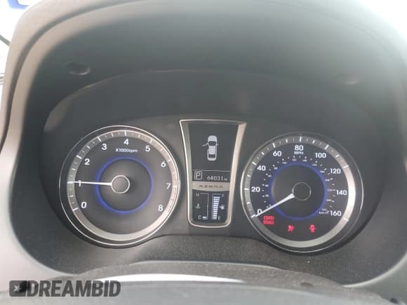 ✅ 2012 Hyundai Azera • VIN: KMHFH4JG5CA155370 • Лот: 55601835. Опубликован ранее на Copart с пробегом 64 031 миль. Бесплатный доступ к архиву аукционных продаж из США и подробный отчёт об истории автомобиля на DreamBid. Изображение 9.