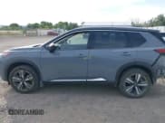 ✅ 2022 Nissan Rogue Platinum • VIN: JN8BT3DD8NW277681 • Lot: 42941397. Listed on IAAI with 32,913 mi. Free auction sales archive from the USA and detailed vehicle history report at DreamBid. Image 15.