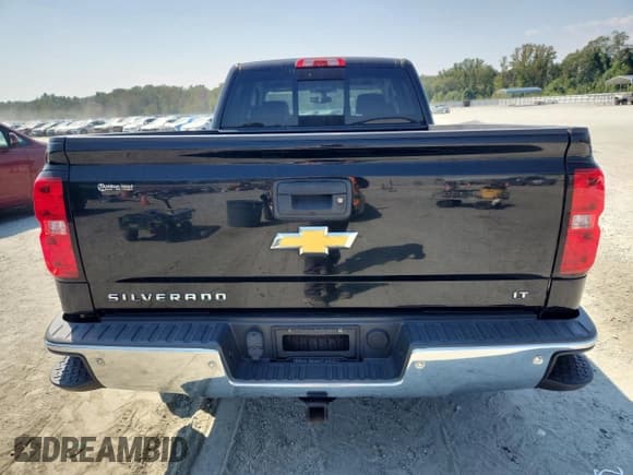 ✅ 2015 Chevrolet Silverado 1500 LT • VIN: 1GCVKREH1FZ209576 • Лот: 71117815. Опубликован ранее на Copart с пробегом 136 298 миль. Бесплатный доступ к архиву аукционных продаж из США и подробный отчёт об истории автомобиля на DreamBid. Изображение 6.
