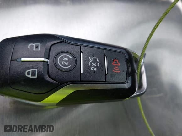 ✅ 2015 Ford Fusion Titanium Hybrid • VIN: 3FA6P0RUXFR126960 • Lot: 42420787. Wystawiony na IAAI z przebiegiem 161 114 mil. Bezpłatny archiwum sprzedaży aukcyjnych z USA i szczegółowy raport historii pojazdu na DreamBid. Zdjęcie 11.