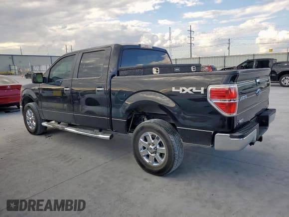 ✅ 2014 Ford F-150 FX4 • VIN: 1FTFW1EF4EKD98742 • Лот: 84300195. Опубликован ранее на Copart с пробегом 172 257 миль. Бесплатный доступ к архиву аукционных продаж из США и подробный отчёт об истории автомобиля на DreamBid. Изображение 2.