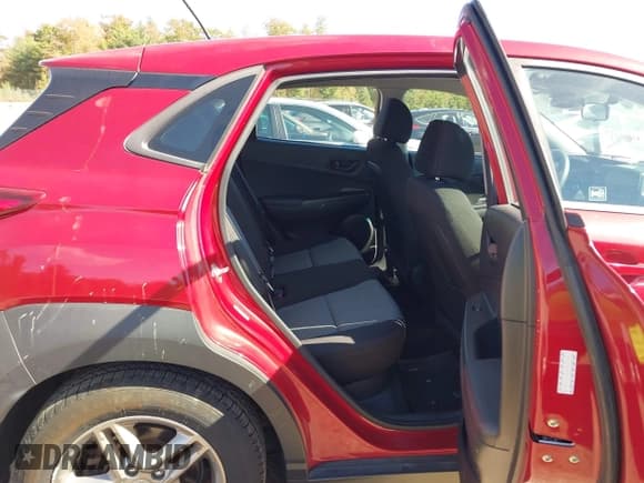 ✅ 2018 Hyundai Kona SE • VIN: KM8K1CAA7JU095919 • Лот: 43348319. Опубликован ранее на IAAI с пробегом 93 709 миль. Бесплатный доступ к архиву аукционных продаж из США и подробный отчёт об истории автомобиля на DreamBid. Изображение 8.