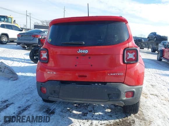 ✅ 2023 Jeep Renegade Limited • VIN: ZACNJDD11PPP35035 • Lot: 41355944. Listed on IAAI with Not provided. Free auction sales archive from the USA and detailed vehicle history report at DreamBid. Image 16.