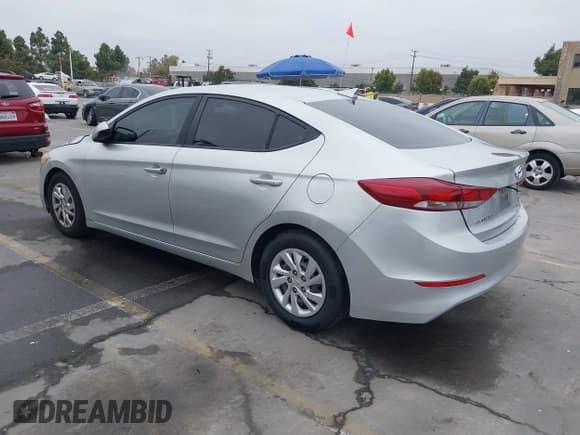 ✅ 2017 Hyundai Elantra SE • VIN: 5NPD74LF5HH195189 • Lot: 43587216. Listed on IAAI with 174,010 mi. Free auction sales archive from the USA and detailed vehicle history report at DreamBid. Image 3.