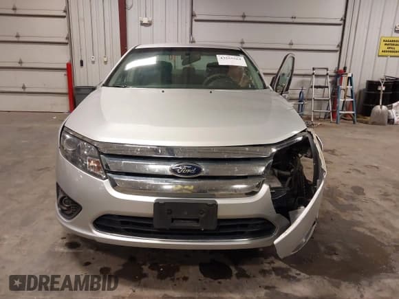 ✅ 2012 Ford Fusion SE • VIN: 3FAHP0HA5CR310151 • Lot: 43555561. Wystawiony na IAAI z przebiegiem 91 978 mil. Bezpłatny archiwum sprzedaży aukcyjnych z USA i szczegółowy raport historii pojazdu na DreamBid. Zdjęcie 13.