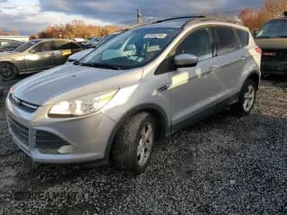 ✅ 2014 Ford Escape SE • VIN: 1FMCU9G97EUA96392 • Lot: 92085195. Listed on Copart with 105,287 mi. Free auction sales archive from the USA and detailed vehicle history report at DreamBid. Image 1.