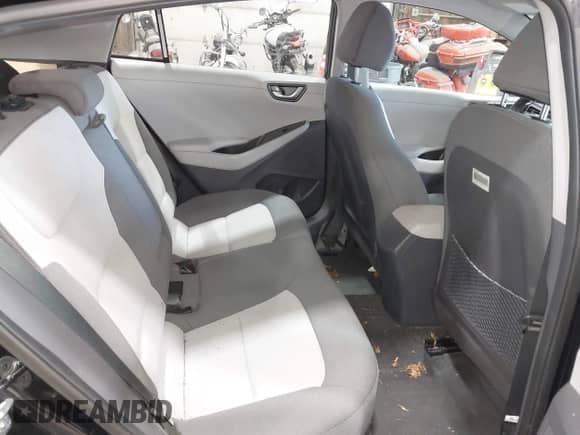 2020 Hyundai Ioniq SE с VIN KMHC75LJ7LU076723, выставлен на аукционе IAAI как лот 42221641 с пробегом 20 797 миль миль и . История ставок и продаж доступна на DreamBid. Изображение 8.