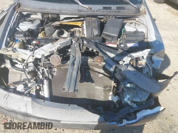 ✅ 2004 Kia Sedona LX • VIN: KNDUP131146523375 • Lot: 42329569. Wystawiony na IAAI z przebiegiem Nie podano. Bezpłatny archiwum sprzedaży aukcyjnych z USA i szczegółowy raport historii pojazdu na DreamBid. Zdjęcie 10.