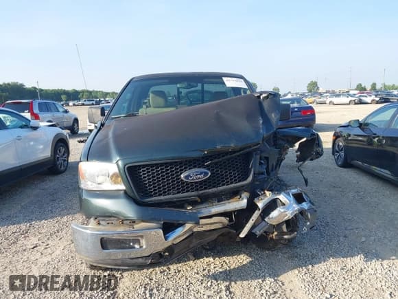✅ 2004 Ford F-150 XL • VIN: 1FTRF14W64NC65573 • Lot: 42793021. Listed on IAAI with 118,353 mi. Free auction sales archive from the USA and detailed vehicle history report at DreamBid. Image 13.
