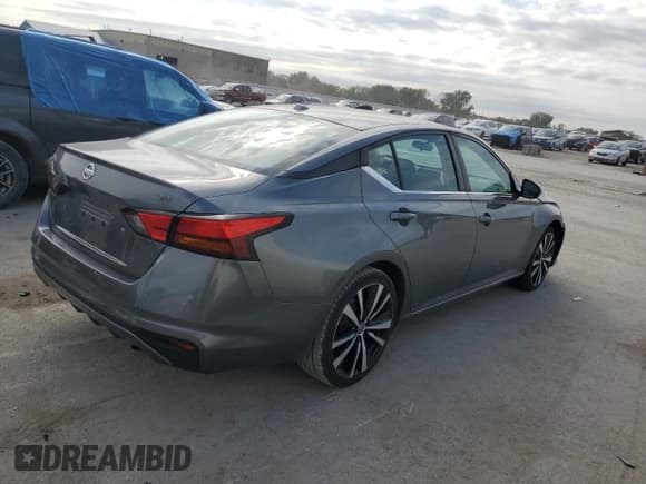 ✅ 2019 Nissan Altima SR • VIN: 1N4BL4CV7KC157563 • Lot: 86167275. Wystawiony na Copart z przebiegiem 100 968 mil. Bezpłatny archiwum sprzedaży aukcyjnych z USA i szczegółowy raport historii pojazdu na DreamBid. Zdjęcie 3.