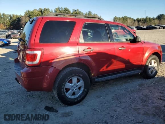 ✅ 2009 Ford Escape XLT • VIN: 1FMCU93G19KB21096 • Lot: 93309075. Listed on Copart with 136,879 mi. Free auction sales archive from the USA and detailed vehicle history report at DreamBid. Image 3.