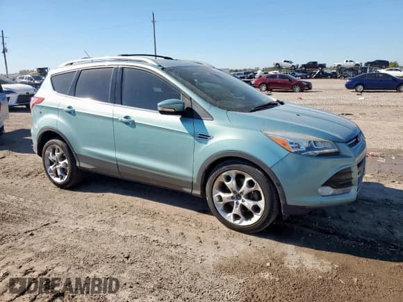 ✅ 2013 Ford Escape Titanium • VIN: 1FMCU0J91DUD17312 • Lot: 91382575. Listed on Copart with 111,197 mi. Free auction sales archive from the USA and detailed vehicle history report at DreamBid. Image 4.