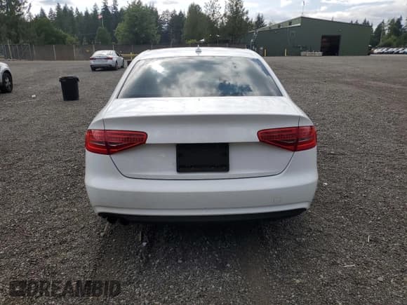 ✅ 2013 Audi A4 Premium Plus • VIN: WAUHFAFL6DA192031 • Lot: 62758625. Wystawiony na Copart z przebiegiem 208 228 mil. Bezpłatny archiwum sprzedaży aukcyjnych z USA i szczegółowy raport historii pojazdu na DreamBid. Zdjęcie 6.