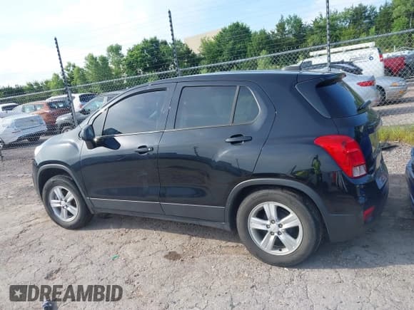✅ 2021 Chevrolet Trax LS • VIN: KL7CJKSB7MB307385 • Lot: 42509836. Listed on IAAI with 63,556 mi. Free auction sales archive from the USA and detailed vehicle history report at DreamBid. Image 14.