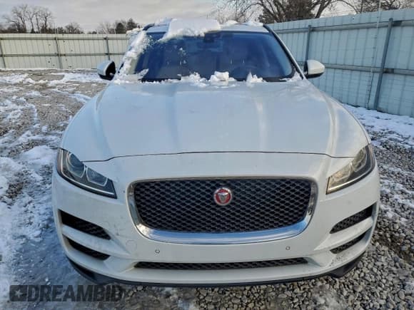 ✅ 2019 Jaguar F-Pace 25t Premium • VIN: SADCJ2FX9KA365823 • Lot: 95404975. Wystawiony na Copart z przebiegiem 119 062 mil. Bezpłatny archiwum sprzedaży aukcyjnych z USA i szczegółowy raport historii pojazdu na DreamBid. Zdjęcie 5.